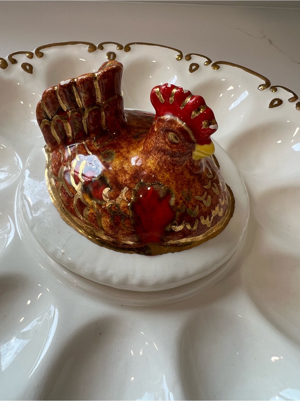 Vintage deviled egg Ceramic dish with Decorative Hen - Picture 6 of 11